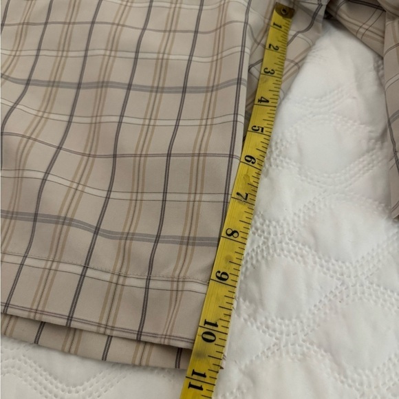 Adidas golf shorts grey cream tan plaid 38 with stretch. Never worn - Picture 2 of 8